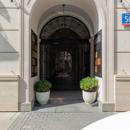 Residence On Wspolna Str. Apartment Warsaw By Renters Exteriör bild